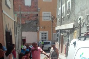 Imagen  del trabajo de los operarios de Aqualia