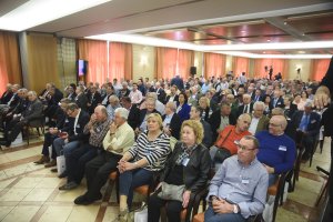 Una reciente asamblea de Cajamar celebrada en La Envía de Vícar