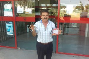 José Antonio Montes con su nuevo abono.