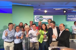 Inicio de la reunión de la directiva del PP-A.