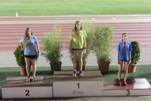 La ejidense en el podium.