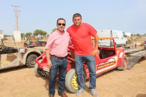 José Miguel Hernández García, alcalde de La Mojonera; junto a Raúl Maldonado, organizador de la I Exhibición Automovilística.