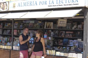 Biblioplaya en El Palmeral de Almería.