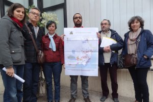 Miembros de la plataforma creada contra los proyectos mineros en el Parque Natural de Cabo de Gata.