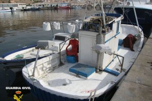 Embarcación Juan y Joaquín decomisada en la Operación Mamola en Almería.