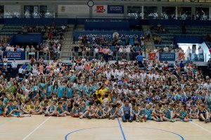 Fiesta con 300 medallistas en pista.