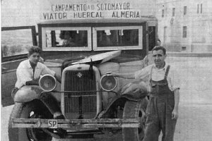 La vieja camioneta que iba al campamento.