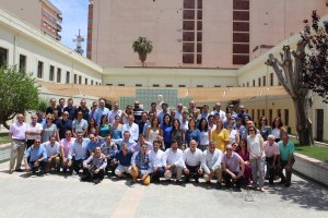 Los más de sesenta alumnos de la promoción 1990-1991 del colegio La Salle se reúnen para conmemorar los veinticinco años desde que concluyeron sus es