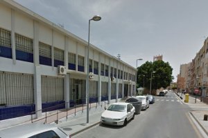 Fachada del centro de jubilados de las 500 Viviendas