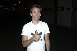 Corona posa para LA VOZ en zona mixta.