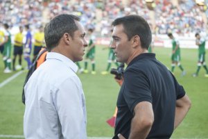 Todo empezó con Arcediano, al fondo, y con Sergi y Garitano en los banquillos.