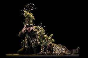 Imagen de la comedia teatral ‘Aquí, sufriendo’.