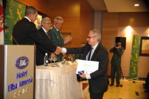 La Policía ha felicitado públicamente al club.