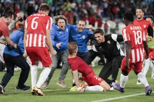 Solo dfepender de ti mismo es carne de tu carne.