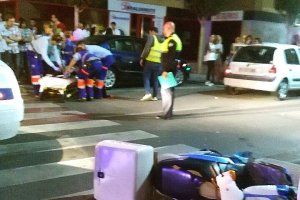 Inmovilización del herido esta noche en calle Altamira