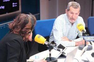 El candidato de Podemos por Almería en la SER esta mañana con Pepa Bueno.