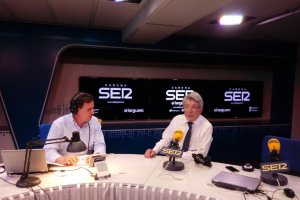 Enrique Cerezo con José Ramón de la Morena.