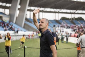 Fernando Soriano después de ganar al Oviedo.