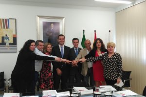 Los firmantes del convenio colectivo municipal