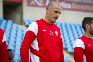 Soriano toma hoy el mando de las operaciones en el Almería.