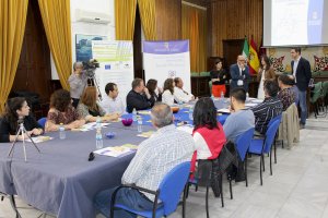 Acto de presentación ante los empresarios almerienses.