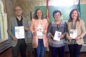Sebastián López, Pilar Sánchez, Mª Ángeles González y la delegada Francisca Fernández.