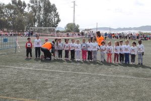 Los pequeños preparados para la salida.