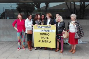 El PP con la Asociación Protege tus Derechos por el Materno-Infantil.