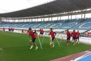 Uno de los ejercicios del Almería este martes.