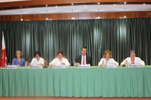 Acto de despedida de residentes en Torrecárdenas