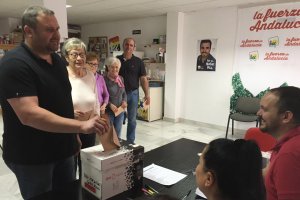 Votación en la sede de El Ejido