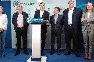 Diputados y senadores del PP.