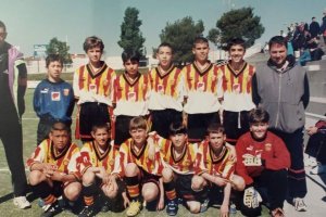 Aleix Vidal (segundo por la derecha agachado), con Catalunya.