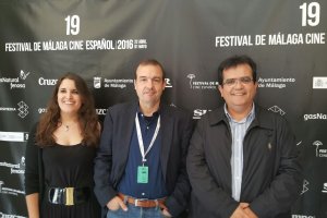Loles Peña, Enrique Iznaola y Antonio J. Rodríguez, en Málaga.
