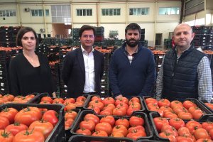 El alcalde de El Ejido con los responsables de Femago