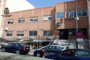 Exterior de la Comisaría de la Policía Nacional en El Ejido.