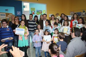 Entrega de premios de los concursos ‘El + Lector’ y ‘Marcapáginas’, ayer.