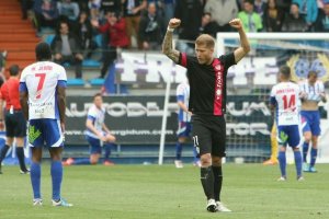 Morcillo celebrando la victoria en Ponferrada.