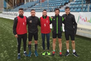 Los árbitros, en forma.