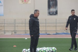 Lucas Alcaraz, este lunes en el campo Anexo.