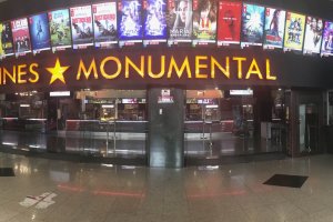 La película se estrena en los cines del Centro Comercial Mediterráneo.