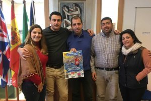 Puesta de largo en el ayuntamiento.