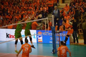 Monfort no teme el factor cancha.