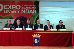 La mes de debate del sector agroalimentario de Almería.