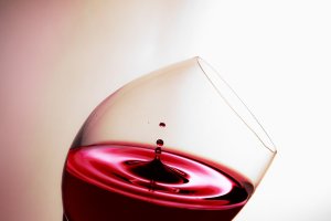 El crítico del New York Times habló sobre los vinos españoles que más seducen en EEUU.