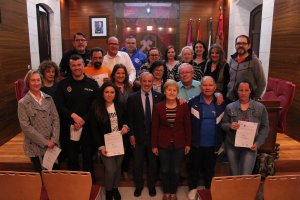 Entrega de diplomas a las personas que han realizado el curso de RCP.