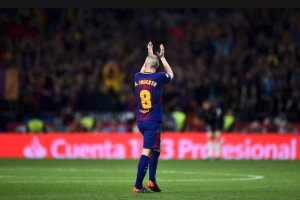 Iniesta sorprende una vez más.