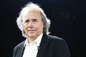 Serrat llega hoy a Roquetas de Mar.