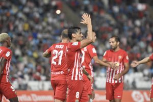 Tino Costa lleva el escudo UDA en su corazón.