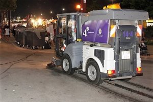 Una de las máquinas de limpieza del Ayuntamiento de la capital.